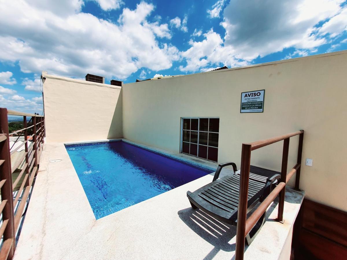 San Benito Flats Wifi 50Mg - 4 Huespedes - Parqueos Apartment San Salvador Exterior foto